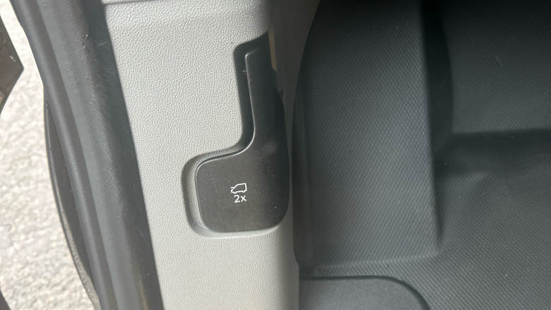 Ford Transit Custom E-320 L1 Rwd 160kW 65kWh H1 Van Sport Auto